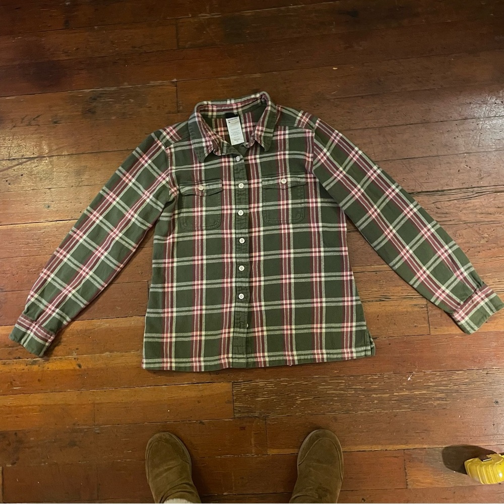 Green Plaid Button-Up Shirt